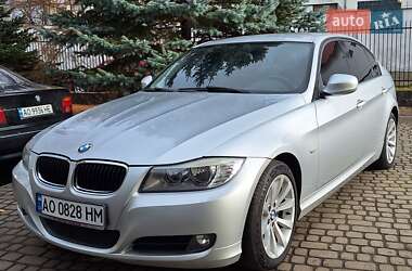 Седан BMW 3 Series 2011 в Сваляві