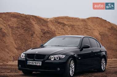 Седан BMW 3 Series 2005 в Вознесенске