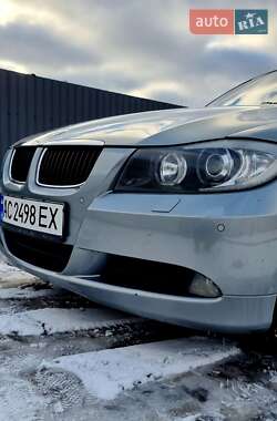 Седан BMW 3 Series 2005 в Киеве