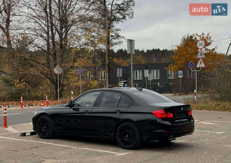 Седан BMW 3 Series 2014 в Черкассах