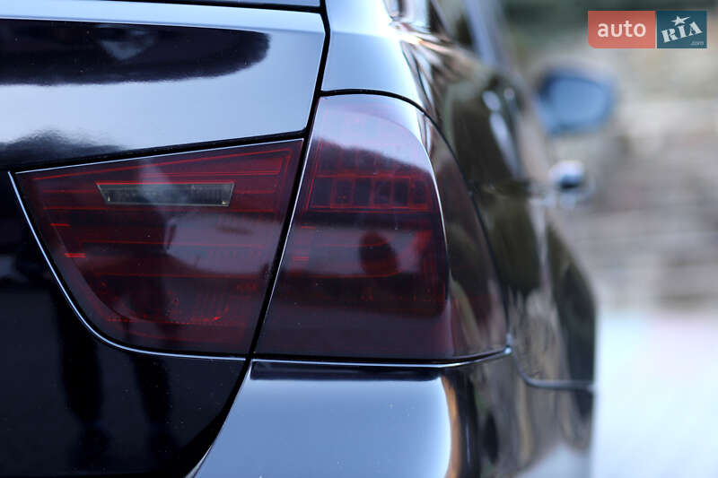 Універсал BMW 3 Series 2011 в Заліщиках