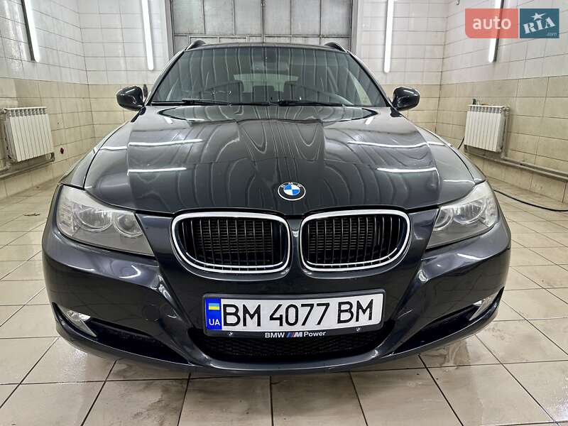 Универсал BMW 3 Series 2010 в Сумах