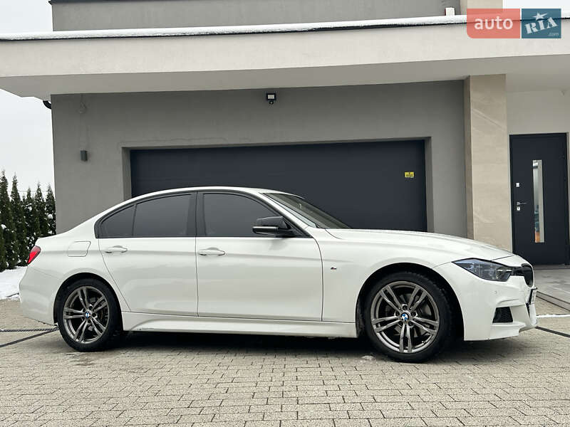 Седан BMW 3 Series 2018 в Львові