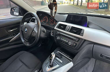 Седан BMW 3 Series 2013 в Звягеле