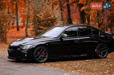 Седан BMW 3 Series 2016 в Киеве