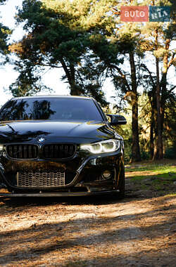 Седан BMW 3 Series 2013 в Червонограде