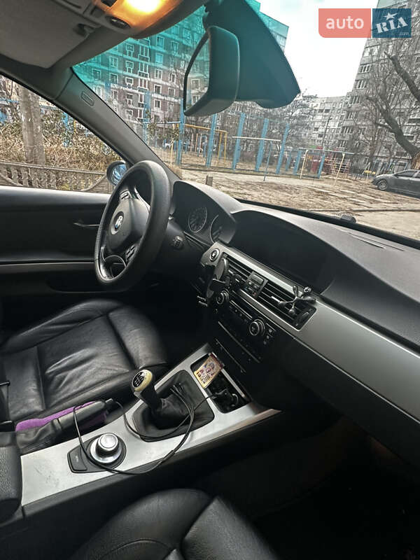 Универсал BMW 3 Series 2007 в Днепре