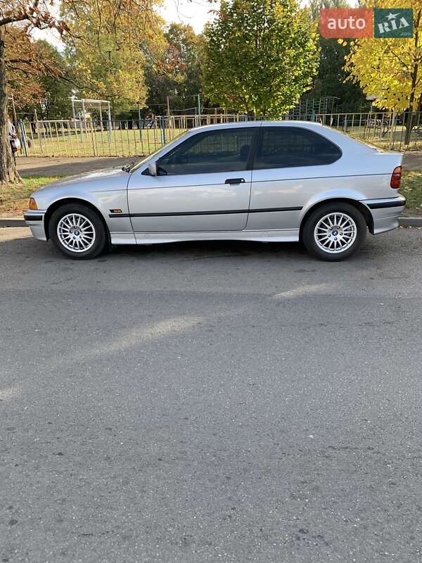 BMW 3 Series 1995