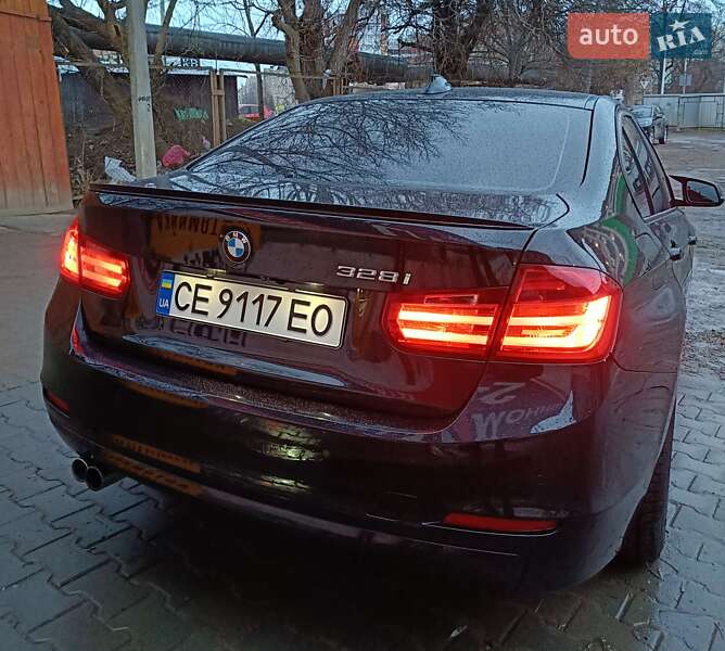 Седан BMW 3 Series 2014 в Чернівцях