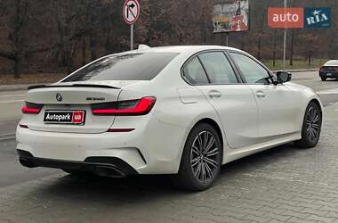 Седан BMW 3 Series 2019 в Киеве