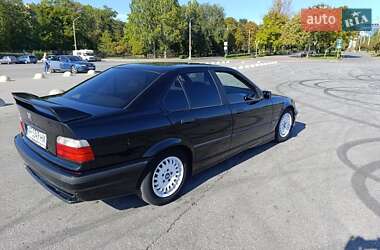 Седан BMW 3 Series 1998 в Запоріжжі