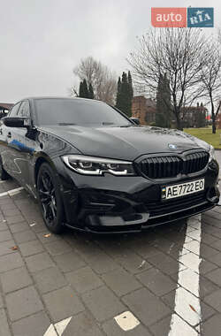 Седан BMW 3 Series 2022 в Днепре