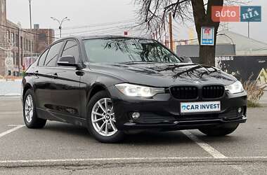 Седан BMW 3 Series 2013 в Киеве