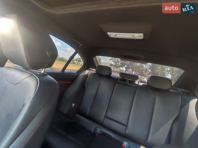 Седан BMW 3 Series 2014 в Умани