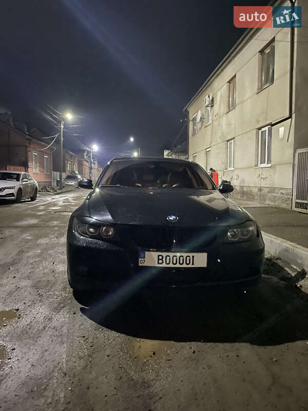 Седан BMW 3 Series 2006 в Страбичевом