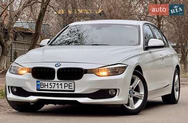 Седан BMW 3 Series 2015 в Одессе