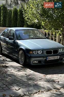 Седан BMW 3 Series 1995 в Одесі