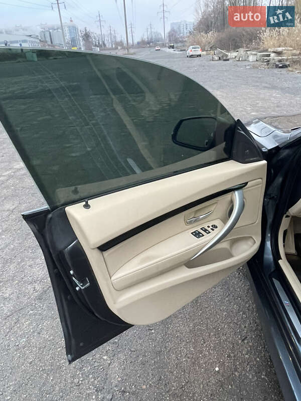 Седан BMW 3 Series 2014 в Полтаві