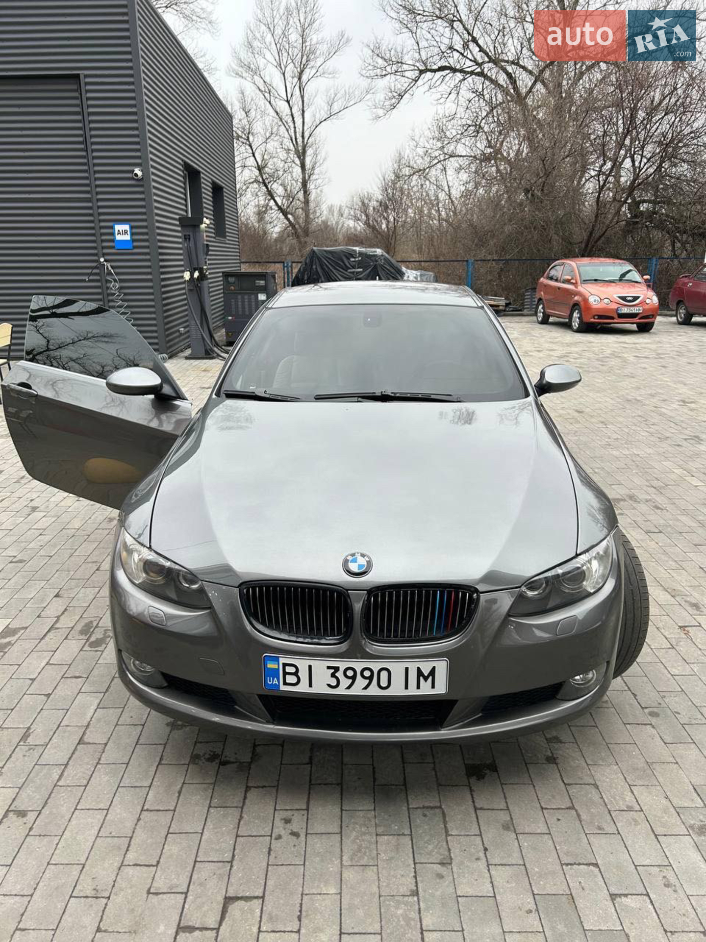 BMW 3 Series 2006 VIN WBAWB31070PU82412 фото оголошення 4 з 10
