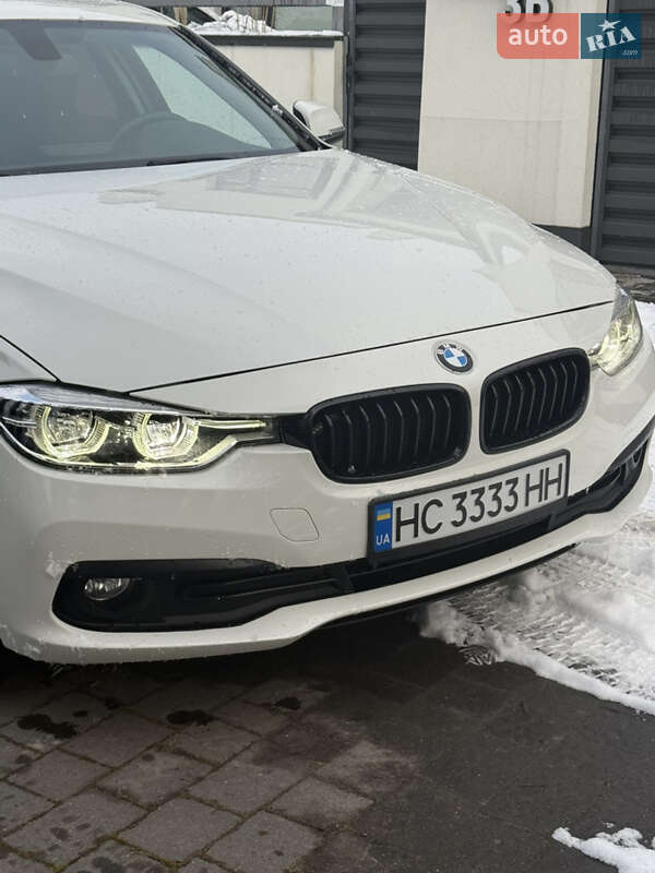Седан BMW 3 Series 2018 в Львове
