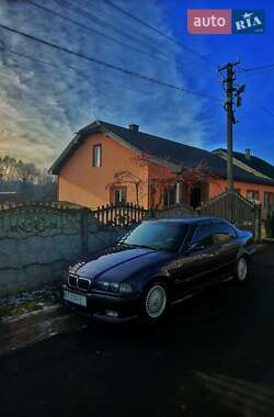 Седан BMW 3 Series 1996 в Івано-Франківську