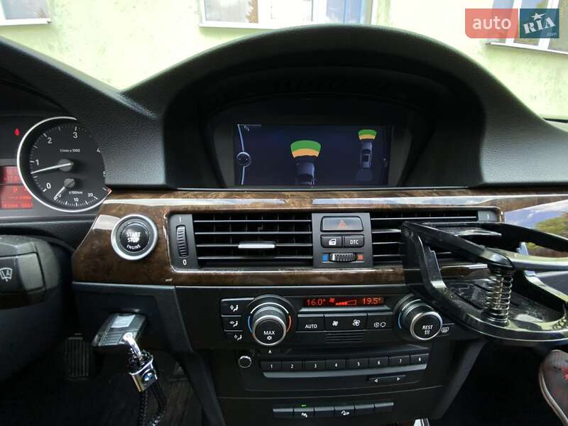 Универсал BMW 3 Series 2009 в Ровно