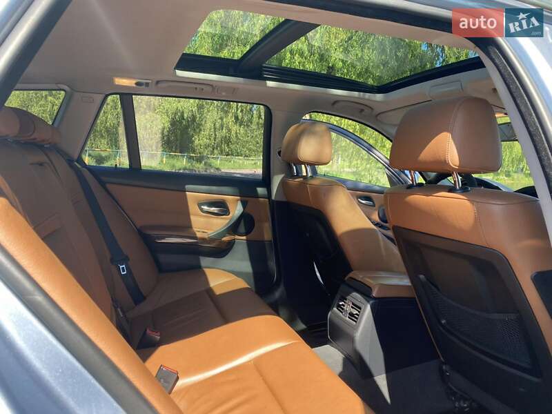 Универсал BMW 3 Series 2009 в Ровно