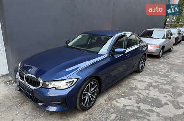 Седан BMW 3 Series 2022 в Киеве