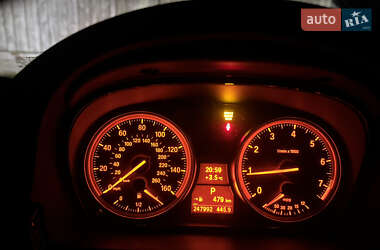 Седан BMW 3 Series 2011 в 