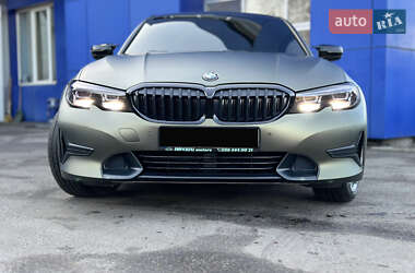 Седан BMW 3 Series 2019 в Харькове