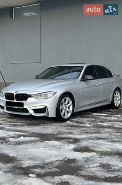 Седан BMW 3 Series 2013 в Львові