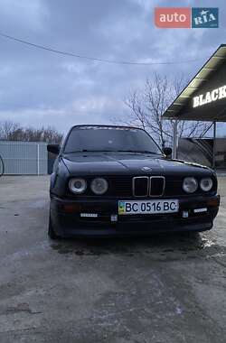 Седан BMW 3 Series 1989 в Окнах