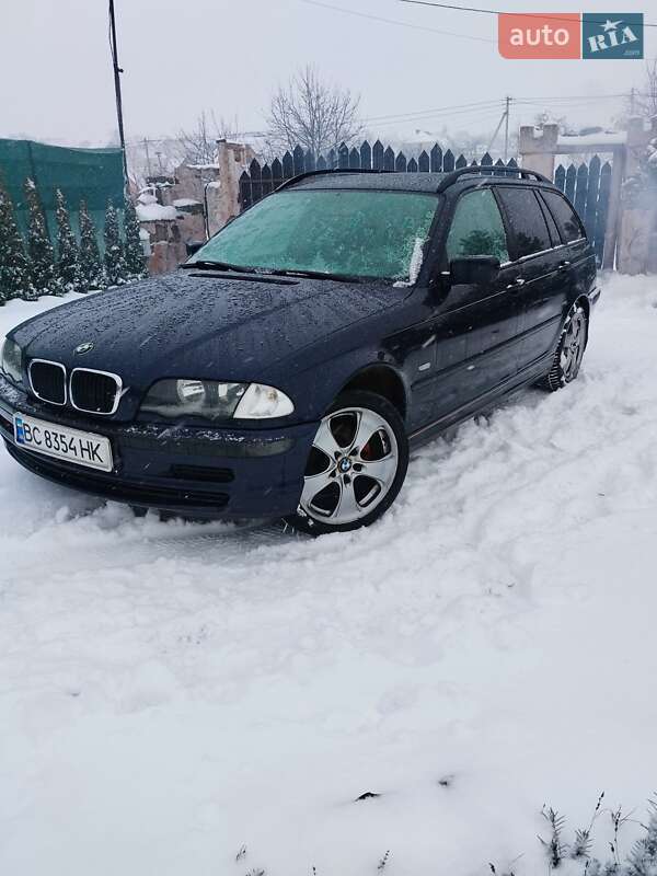 Универсал BMW 3 Series 2000 в Новояворовске