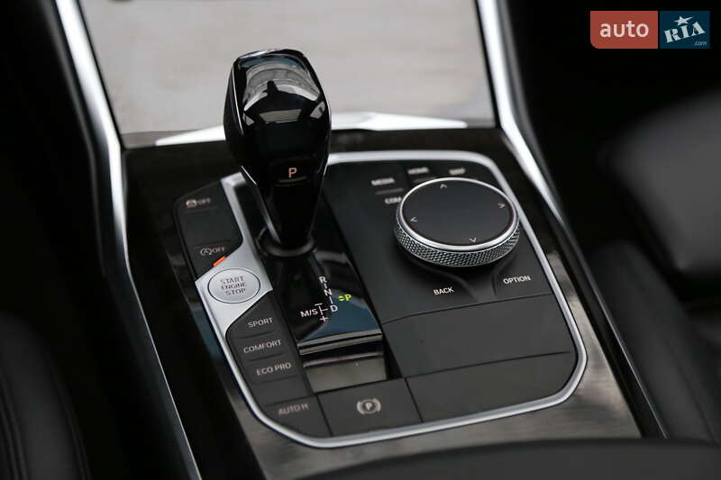 Седан BMW 3 Series 2019 в Києві