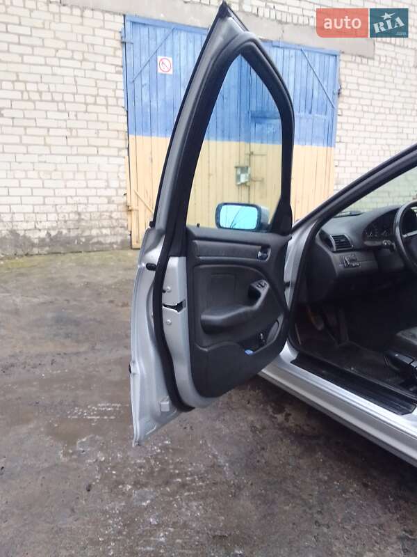 Седан BMW 3 Series 2002 в Заречном фото 16 Седан BMW 3 Series 2002 в Заречном