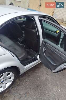 Седан BMW 3 Series 2002 в 