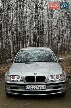 Седан BMW 3 Series 2000 в Солотвине