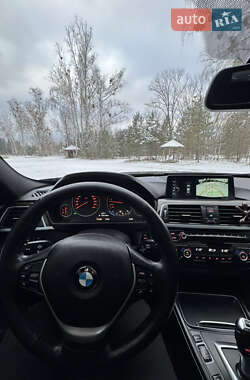 Седан BMW 3 Series 2017 в 