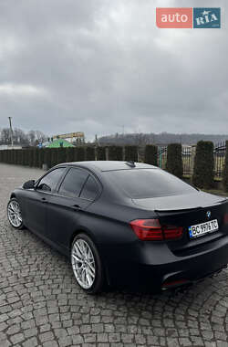 Седан BMW 3 Series 2012 в Жовкві