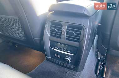 Седан BMW 3 Series 2019 в 
