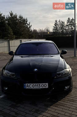 Седан BMW 3 Series 2009 в Луцке