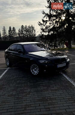 Седан BMW 3 Series 2009 в Луцке