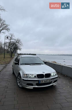 Седан BMW 3 Series 2004 в Киеве