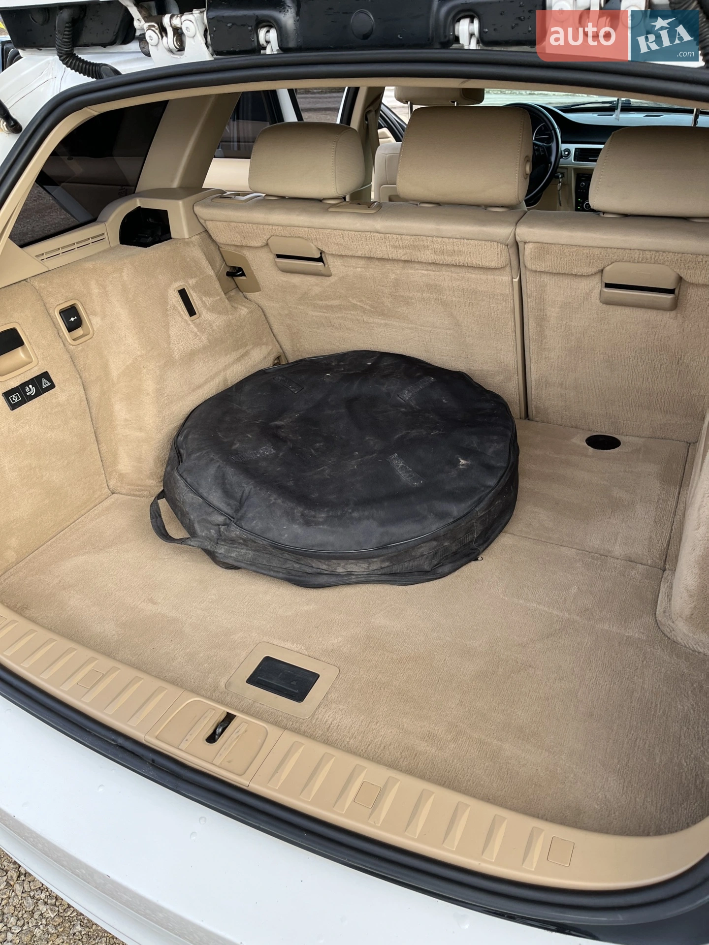 2010 BMW 3er - мініатюра 16