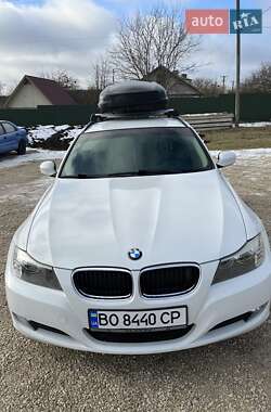 Універсал BMW 3 Series 2010 в Шумську