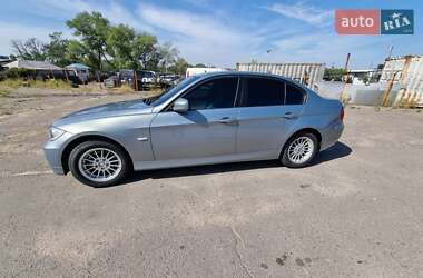 Седан BMW 3 Series 2005 в Миколаєві