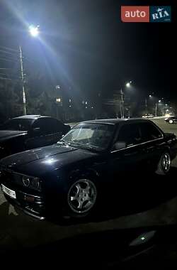 Купе BMW 3 Series 1987 в Зенькове