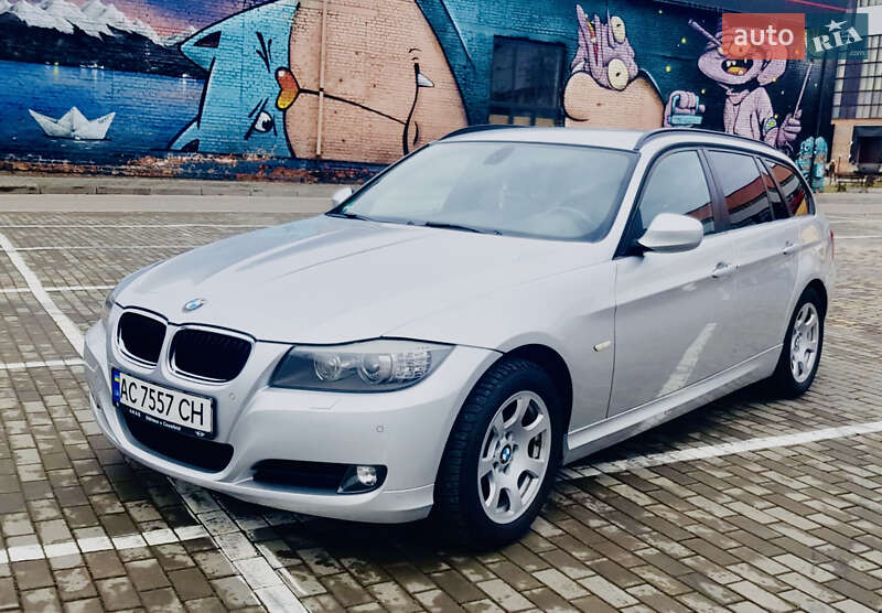 BMW 3 Series 2010