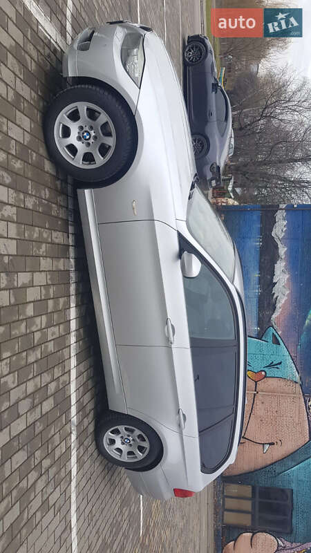 Универсал BMW 3 Series 2010 в Луцке фото 12 Универсал BMW 3 Series 2010 в Луцке