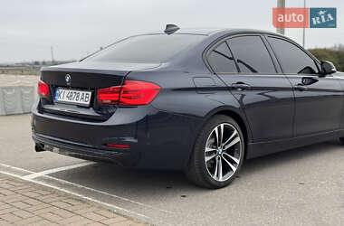 Седан BMW 3 Series 2015 в Киеве